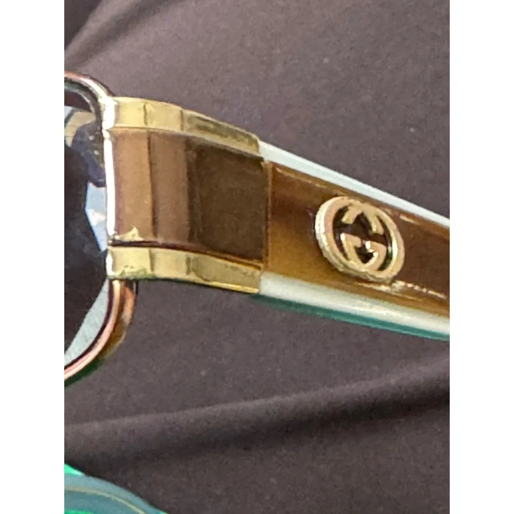 Gucci step into
